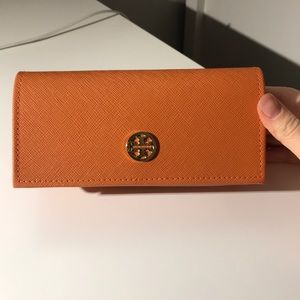 (2 for $35) Tory Burch Sunglasses Case